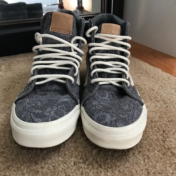 Vans Gray and White High-Top Sneakers - Picture 4 of 4